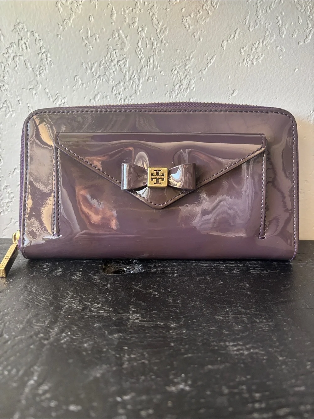 Tory Burch Patent Bow Zip Continental Wallet in Plum Purple